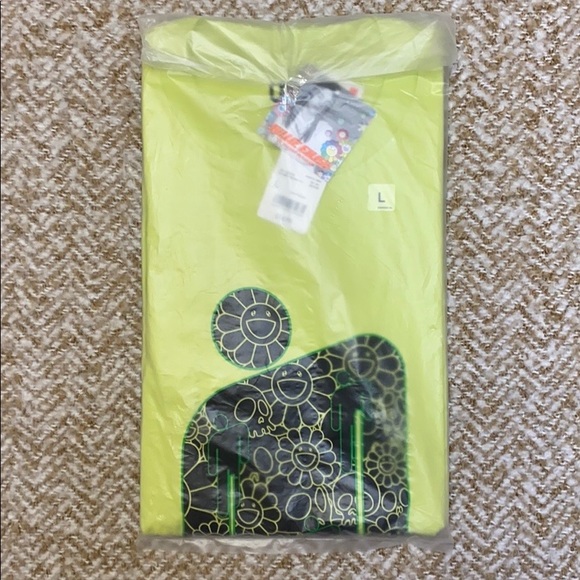 Uniqlo Other - Uniqlo Billie Eilish x TM Green T-Shirt L NEW